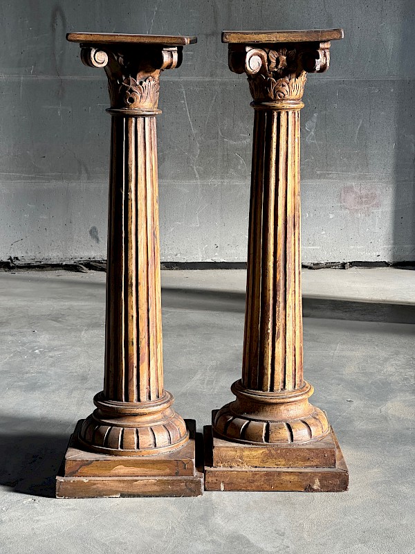 Wooden pedestal Greek style