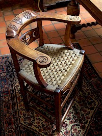 Oak Hunting Chair with Medieval Flair