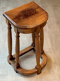 5 legged oak stool