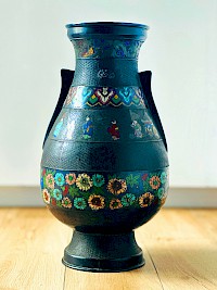 Meiji champlevé enamel bronze vase