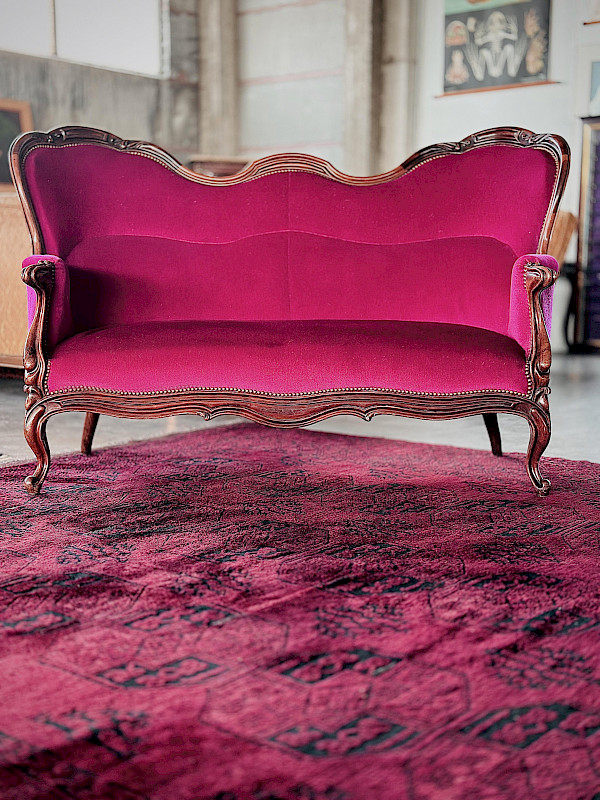 Exquisite Napoleon III Style Canapé